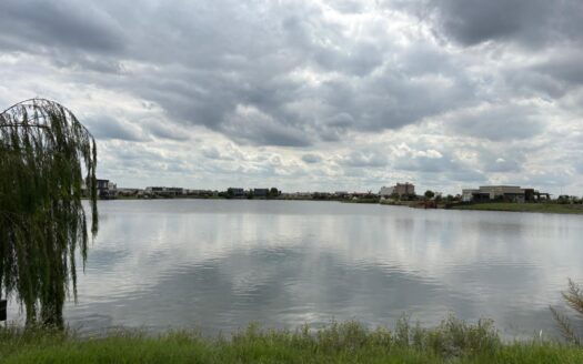 Lote con Laguna en Pilar Venta