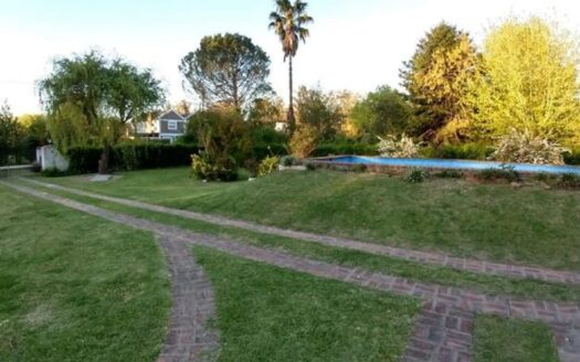 Casa Quinta en Barrio Abierto