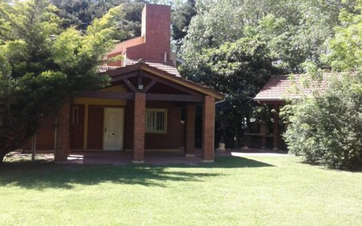 Casa quinta de gran terreno